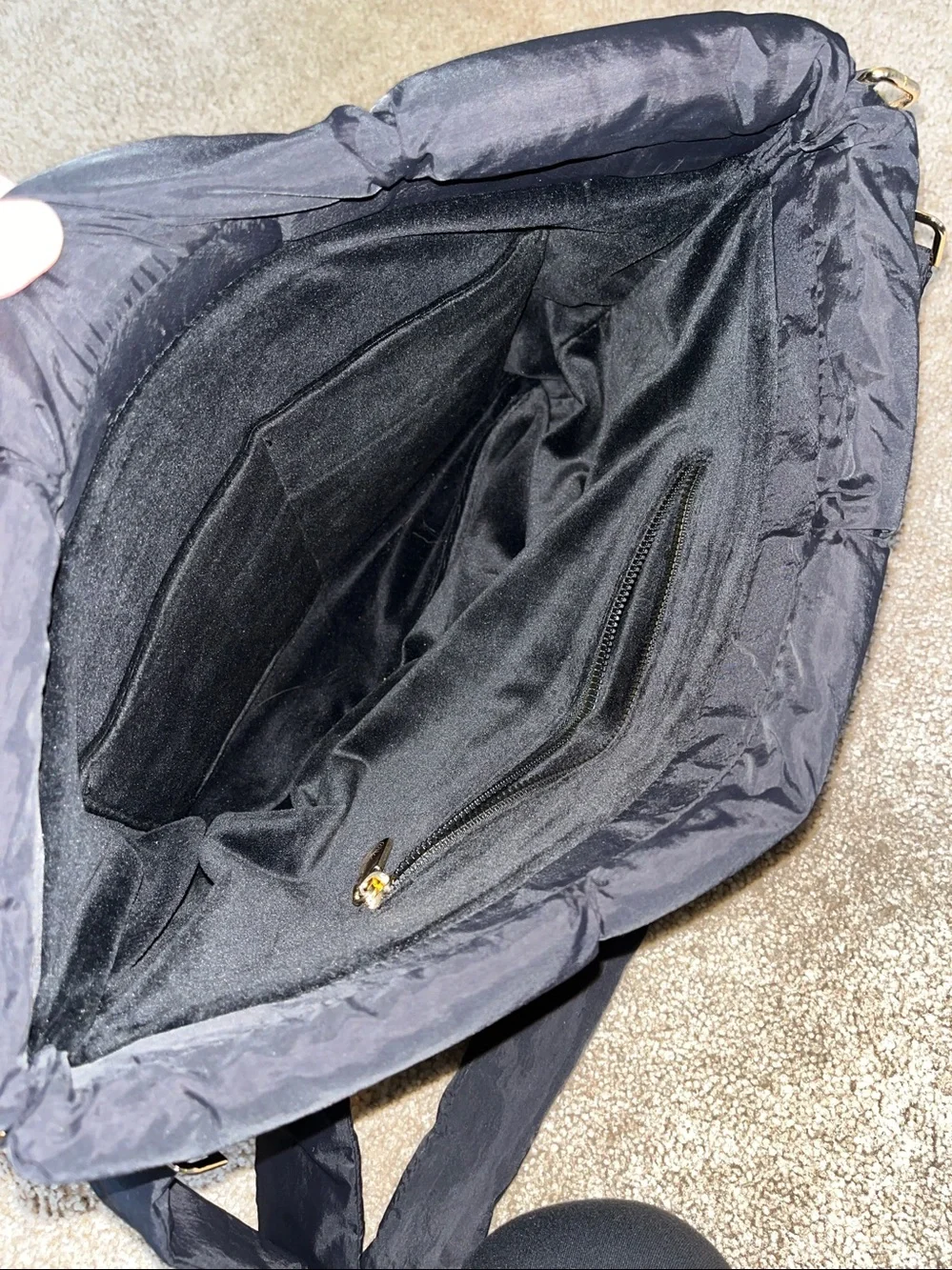 Quilted Puffer Crossbody laptop Bag in Black